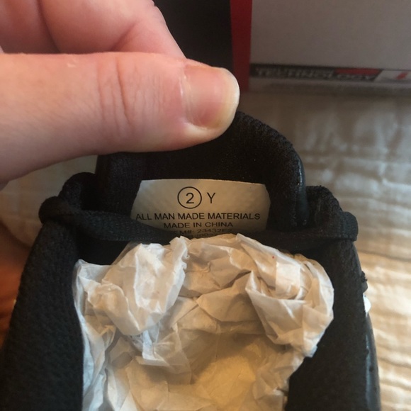 Baseball cleats youth sz 2 - Picture 5 of 5